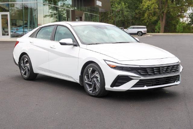 New 2026 Hyundai Elantra Limited Sedan