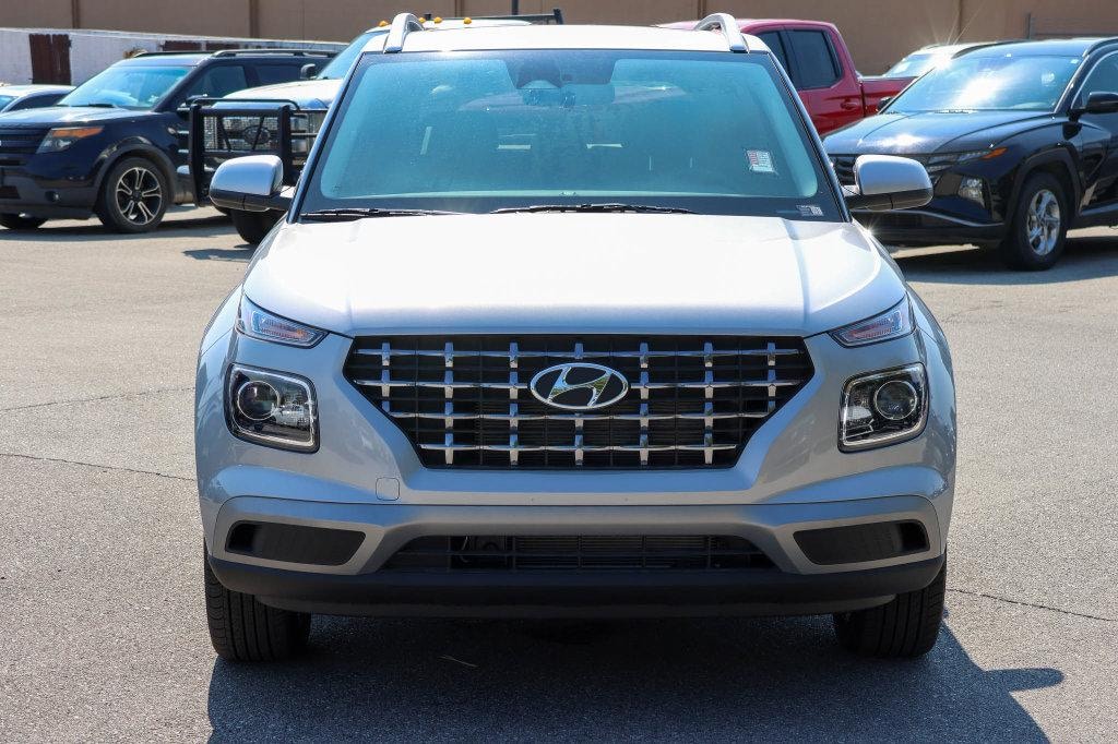 New 2026 Hyundai Venue SEL SUV