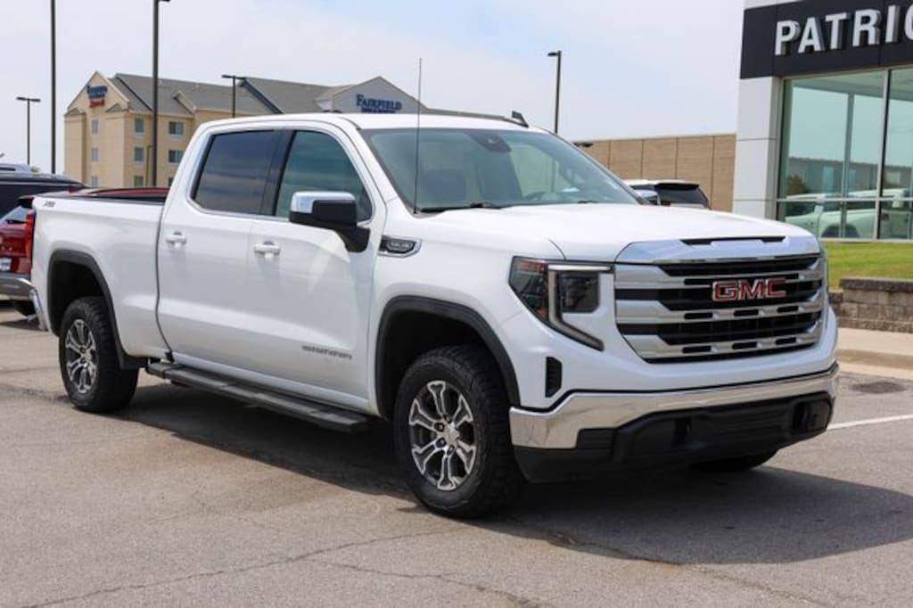 Used 2023 GMC Sierra 1500 SLE Truck Crew Cab