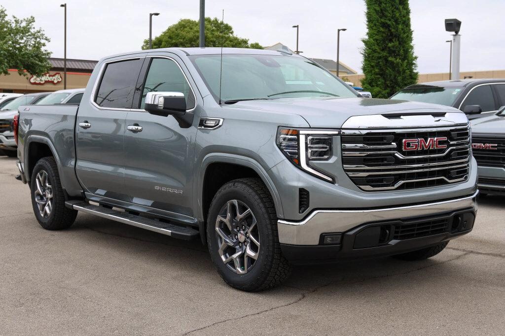 New 2026 GMC Sierra 1500 Crew Cab, Short Bed, SLT, 4WD Truck Crew Cab