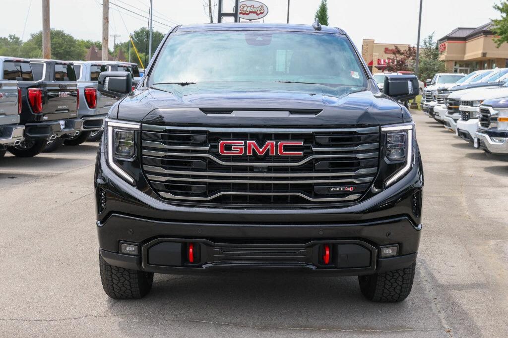 New 2026 GMC Sierra 1500 Crew Cab, Short Bed, AT4, 4WD Truck Crew Cab