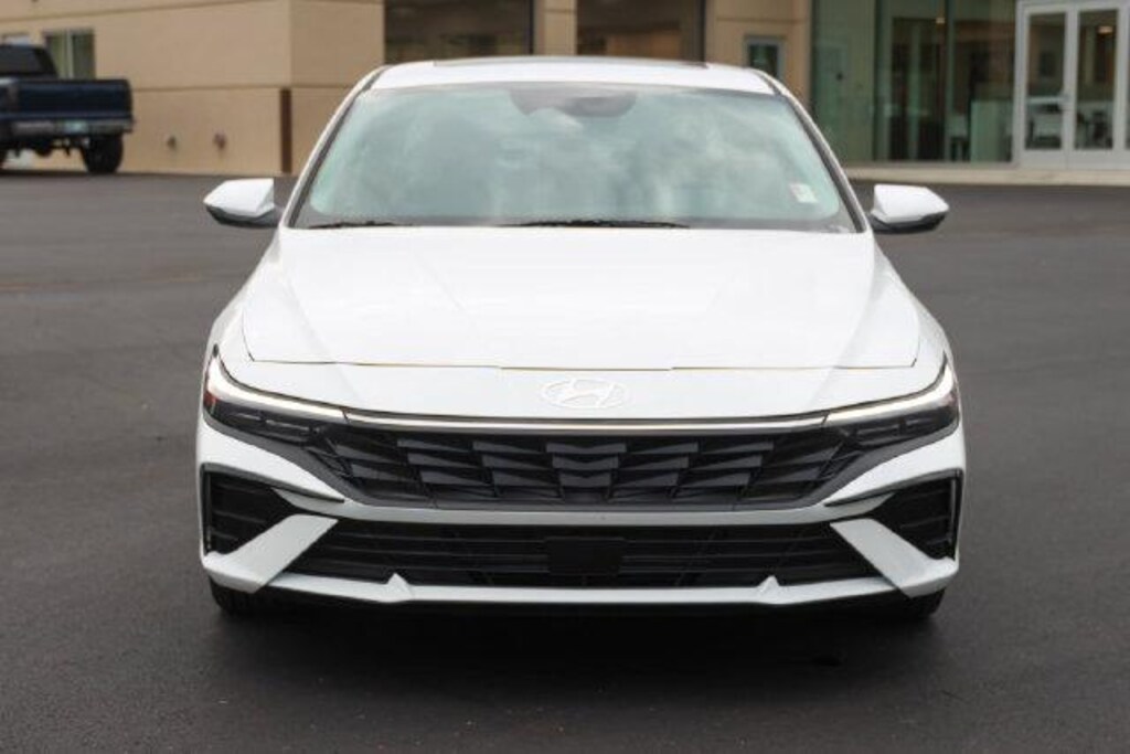New 2026 Hyundai Elantra Limited Sedan