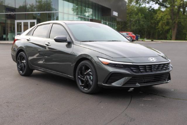 New 2026 Hyundai Elantra SEL Sport Plus Sedan