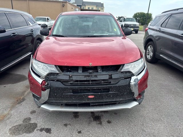 Used 2017 Mitsubishi Outlander ES with VIN JA4AD2A36HZ027072 for sale in Bartlesville, OK