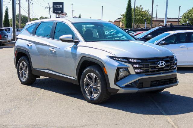 New 2026 Hyundai Tucson Hybrid Blue SUV