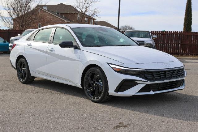 New 2026 Hyundai Elantra SEL Sport Sedan