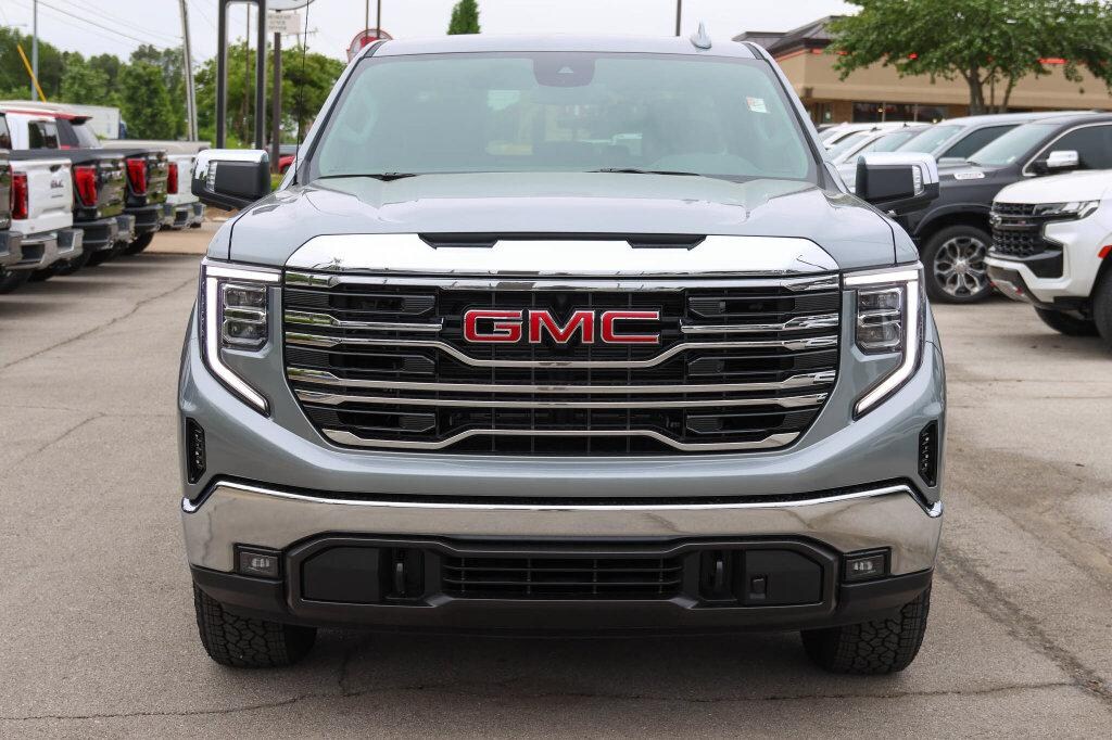 New 2026 GMC Sierra 1500 Crew Cab, Short Bed, SLT, 4WD Truck Crew Cab