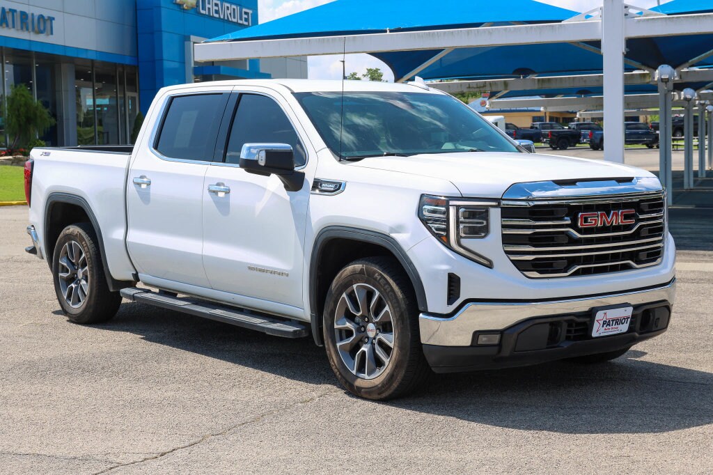 Used 2022 GMC Sierra 1500 SLT Truck Crew Cab
