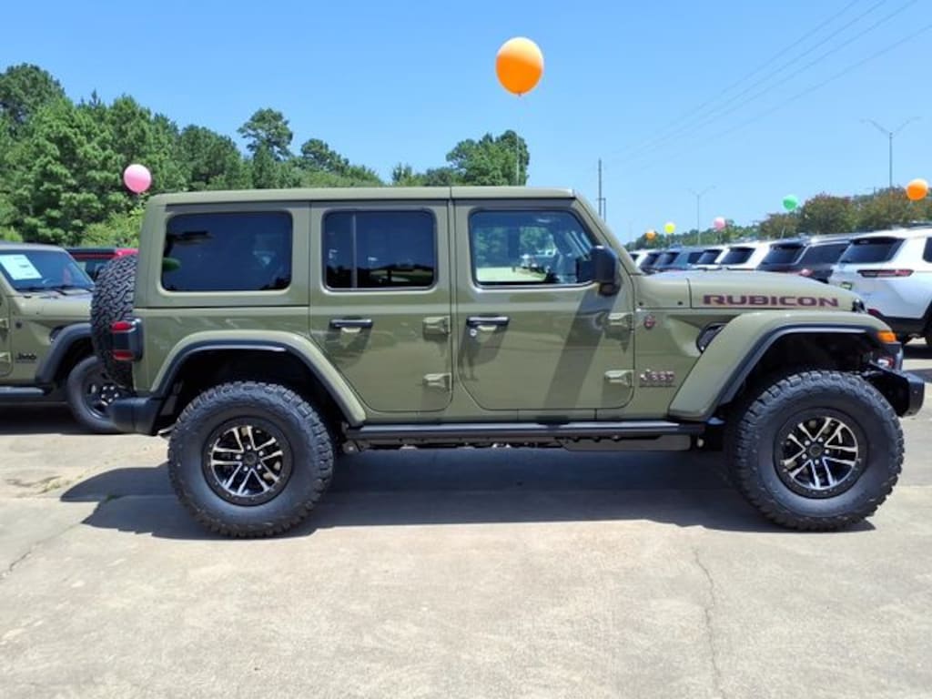 New 2026 Jeep Wrangler 4-DOOR RUBICON X Sport Utility