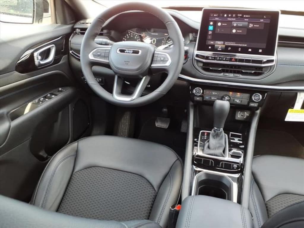 New 2026 Jeep Compass LATITUDE ALTITUDE 4X4 Sport Utility