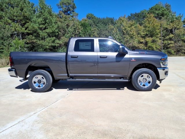 2026 RAM 2500 Tradesman - Photo 2