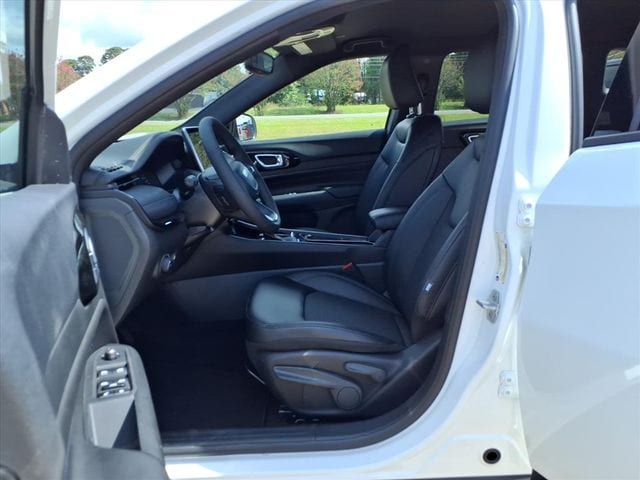 2026 Jeep Compass Latitude Altitude - Photo 13