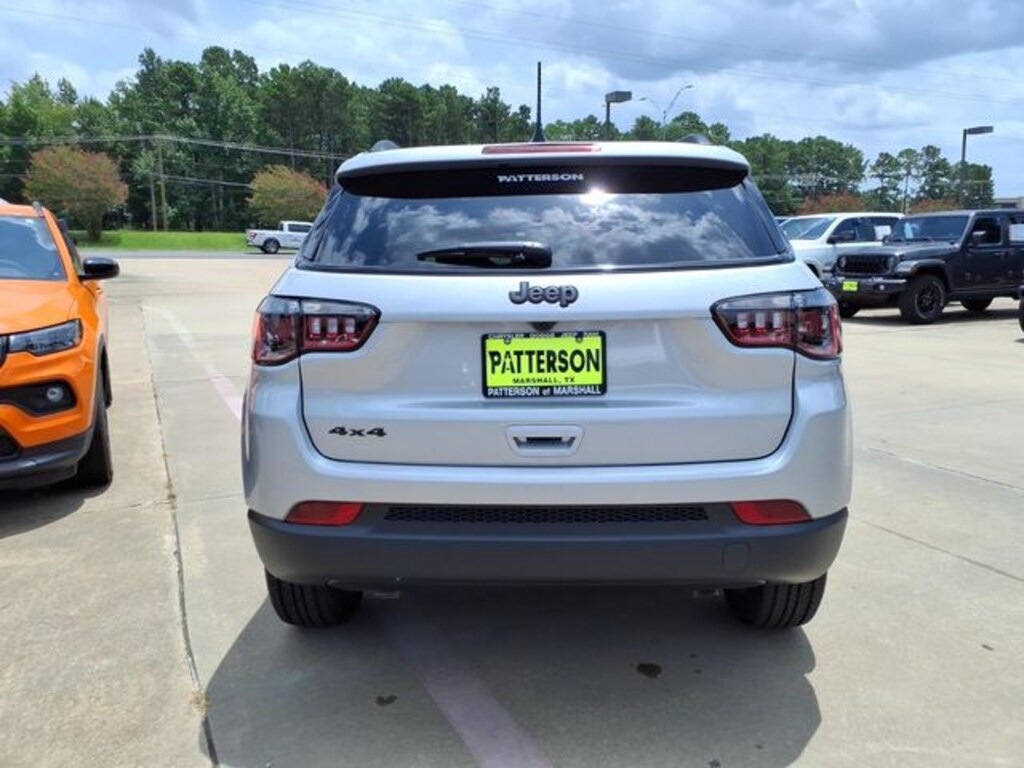 New 2026 Jeep Compass LATITUDE ALTITUDE 4X4 Sport Utility