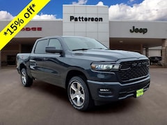 2026 Ram 1500 EXPRESS CREW CAB 4X2 5'7 BOX Pickup