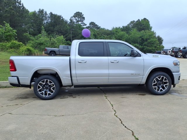 New 2026 Ram 1500 LARAMIE CREW CAB 4X4 5'7 BOX Pickup