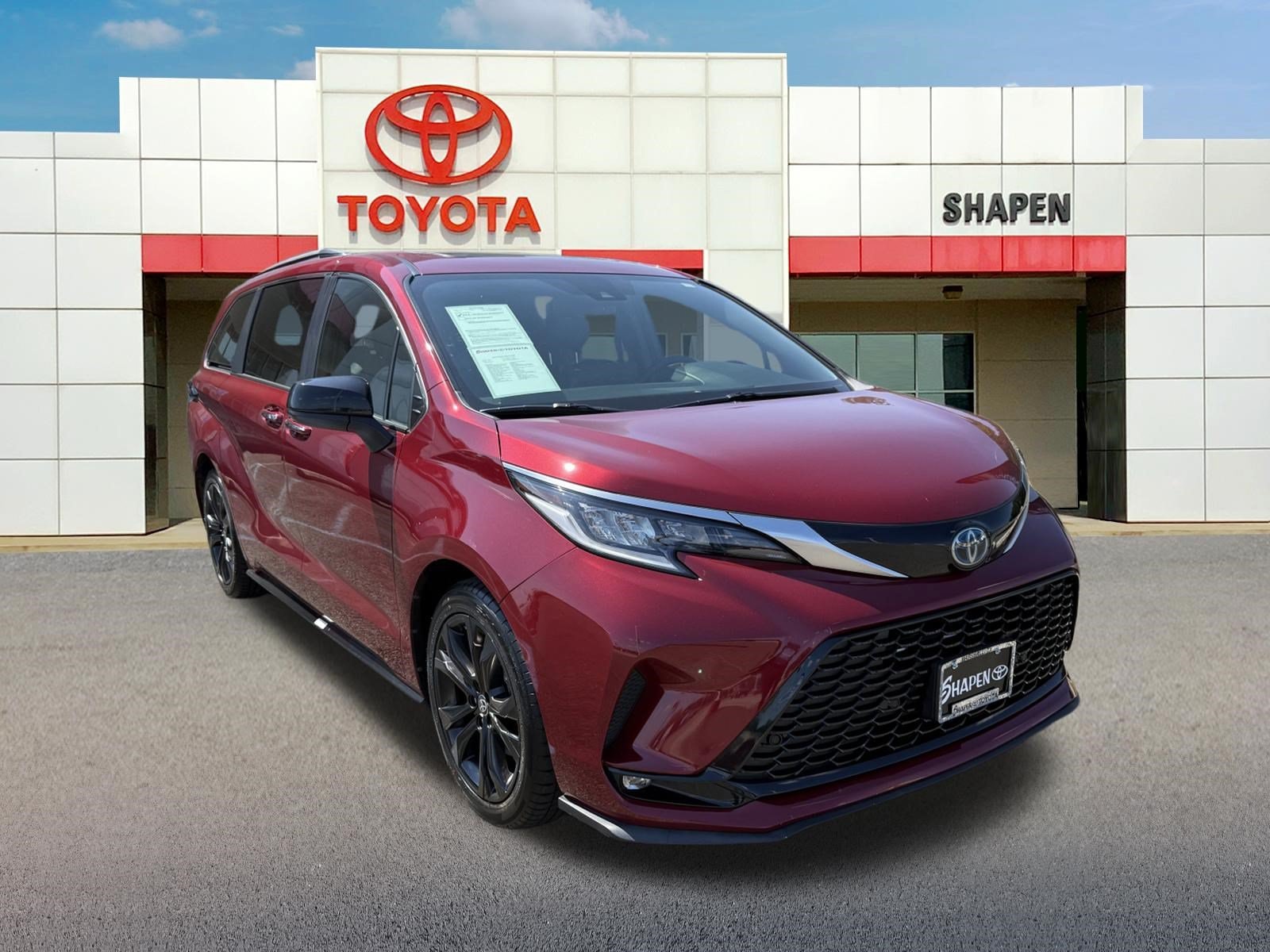 2023 Toyota Sienna XSE