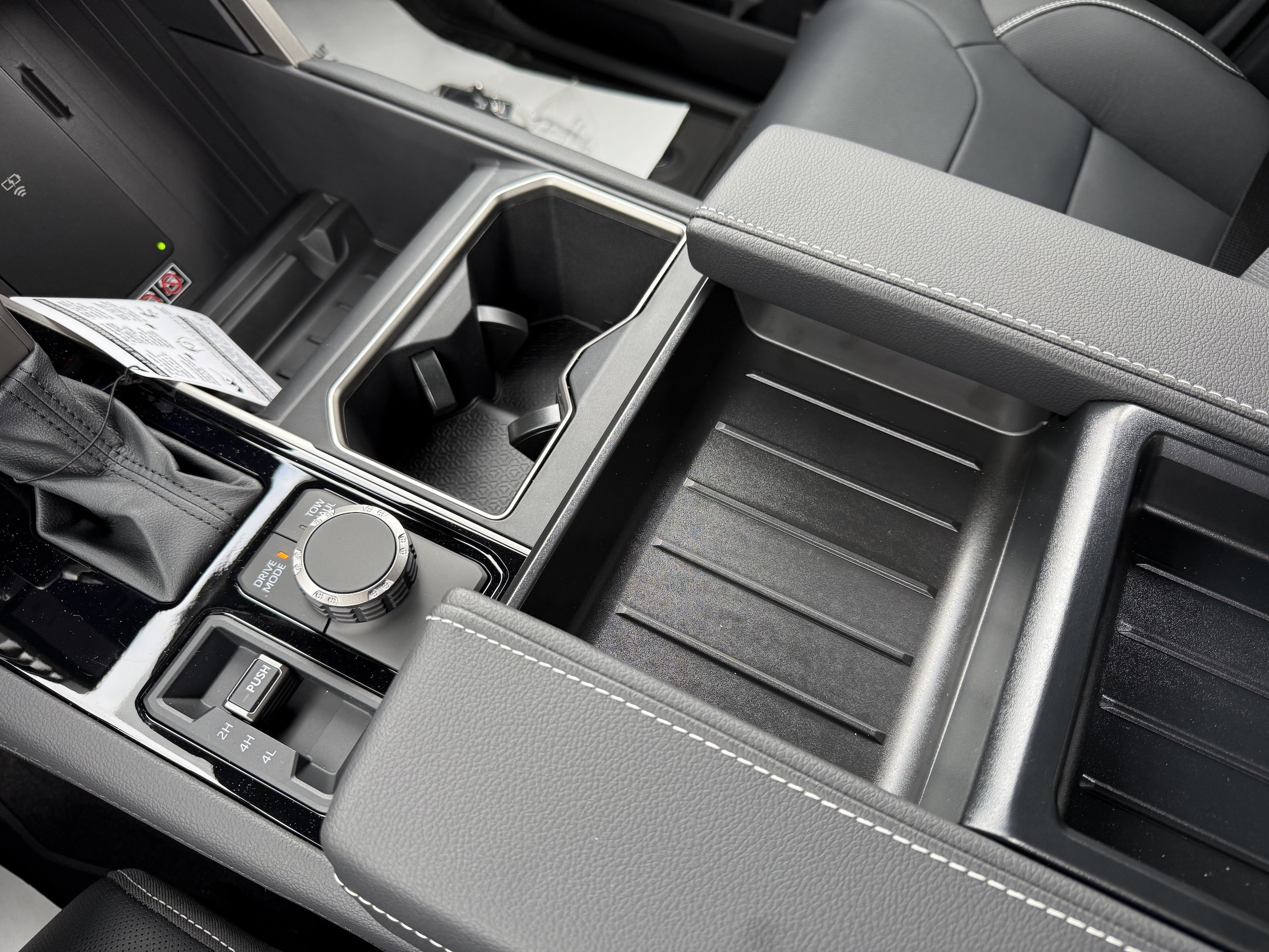 2026 Toyota Tundra Limited - Photo 17