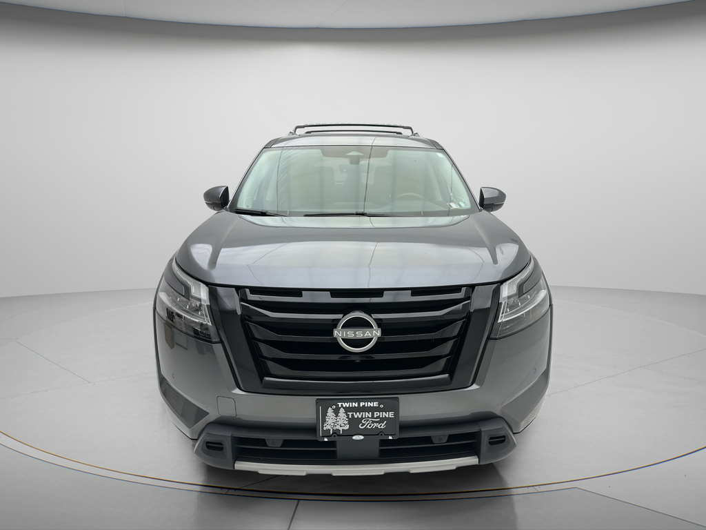 Used 2024 Nissan Pathfinder SL SUV