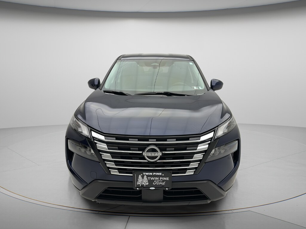 Used 2024 Nissan Rogue SV SUV