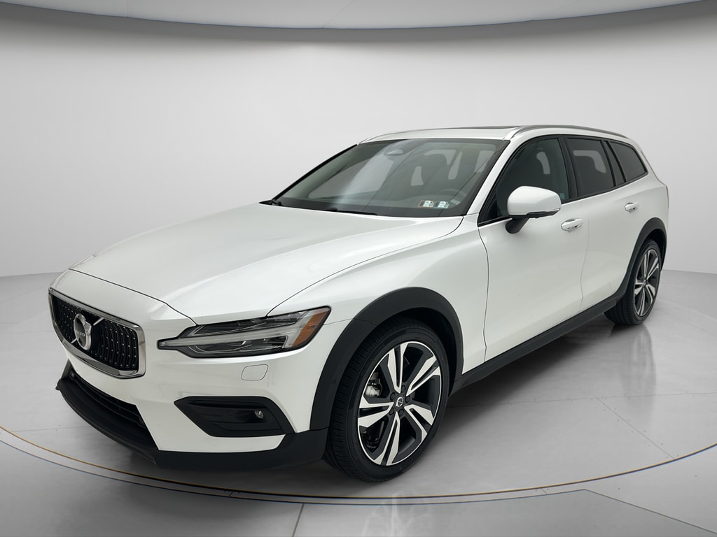 Used 2025 Volvo V60 Cross Country B5 Plus Wagon