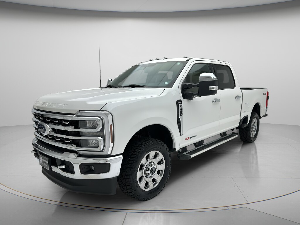 Used 2024 Ford F-250SD Lariat Truck