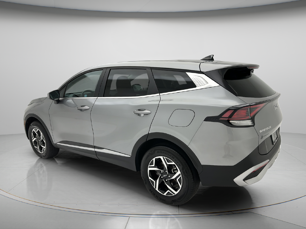 Used 2024 Kia Sportage LX SUV