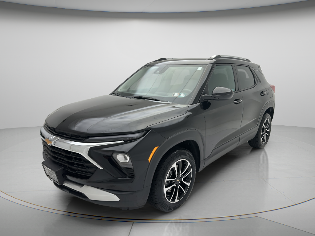 Used 2025 Chevrolet