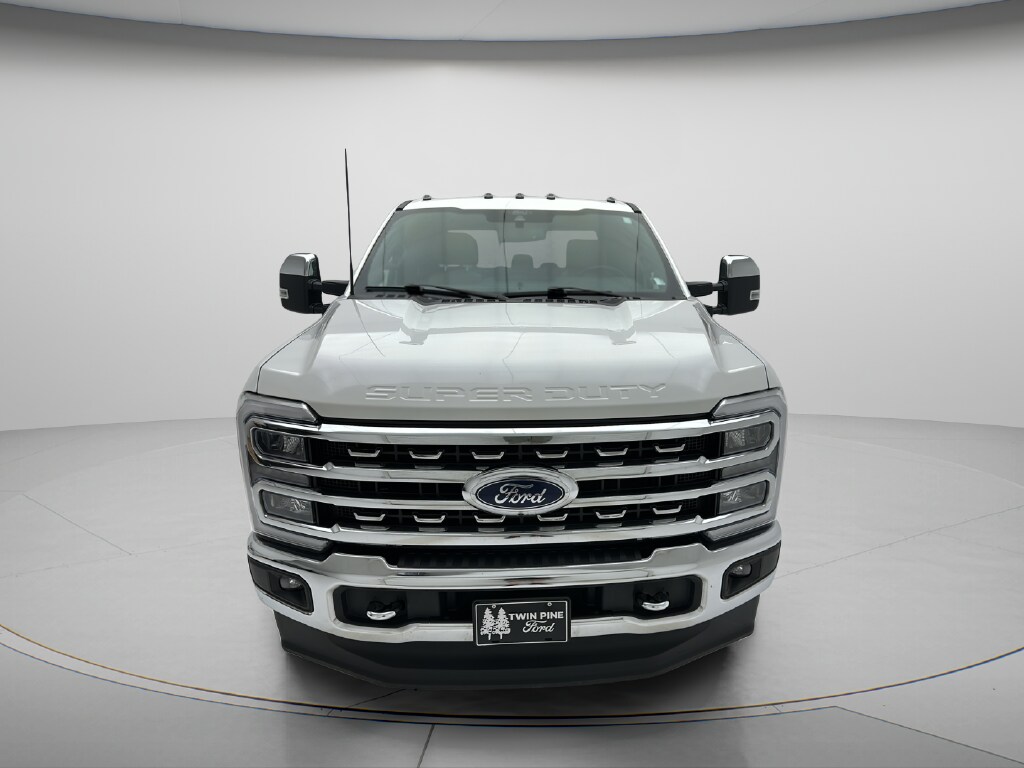 Used 2024 Ford F-250SD Lariat Truck