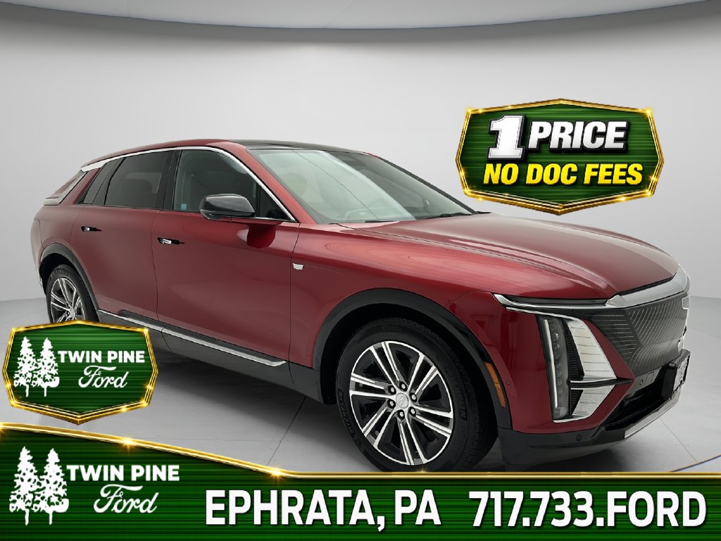 Used 2024 Cadillac Lyriq Luxury SUV