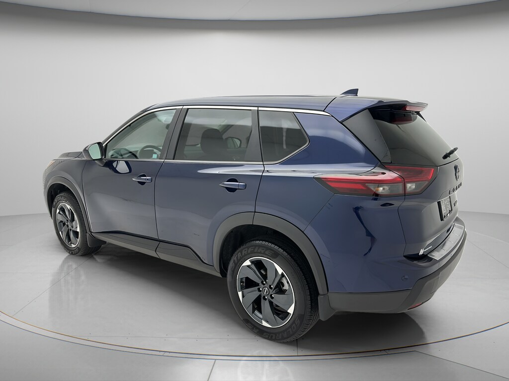 Used 2024 Nissan Rogue SV SUV