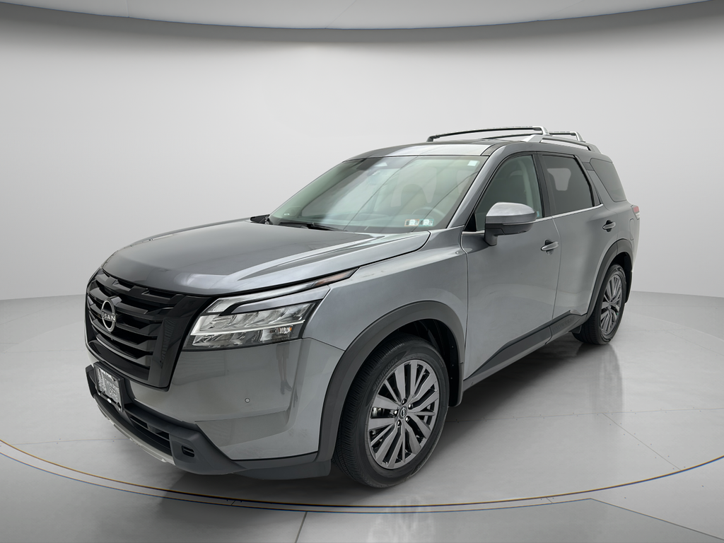 Used 2024 Nissan Pathfinder SL SUV