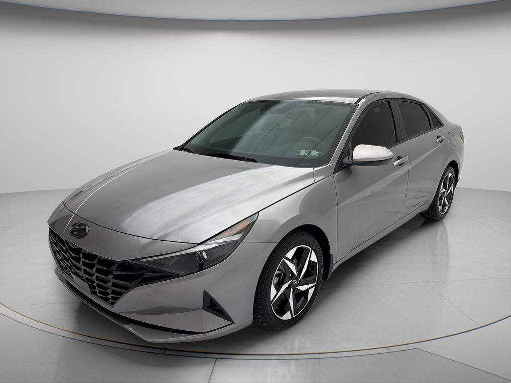 Used 2023 Hyundai Elantra SEL Sedan