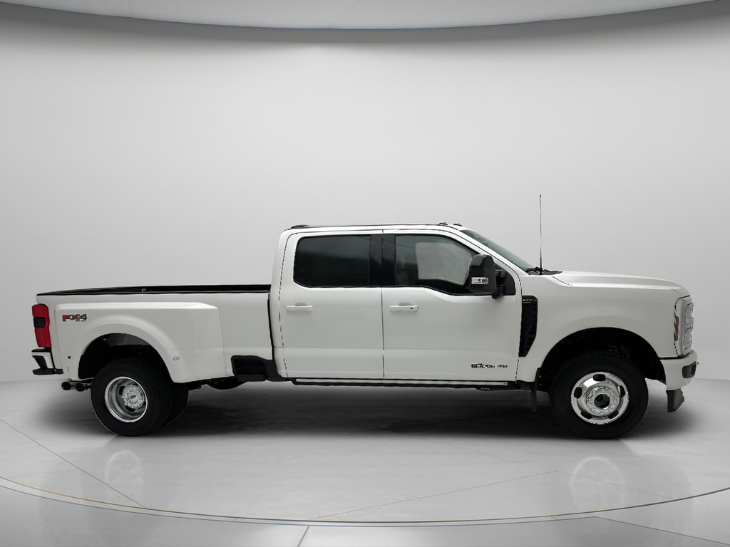 New 2026 Ford F-350SD Platinum Truck