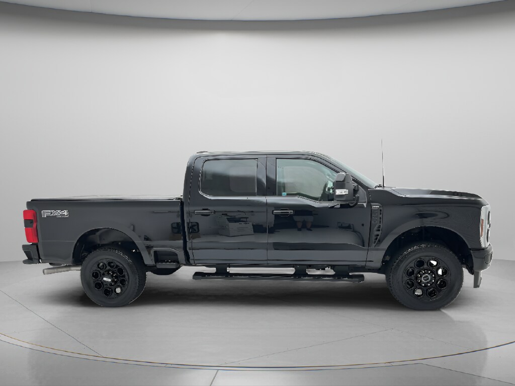 Used 2025 Ford F-250SD Lariat Truck