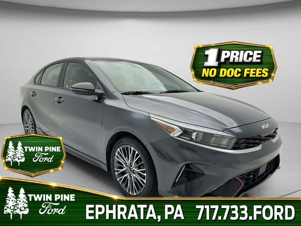 2022 Kia FORTE GT-Line