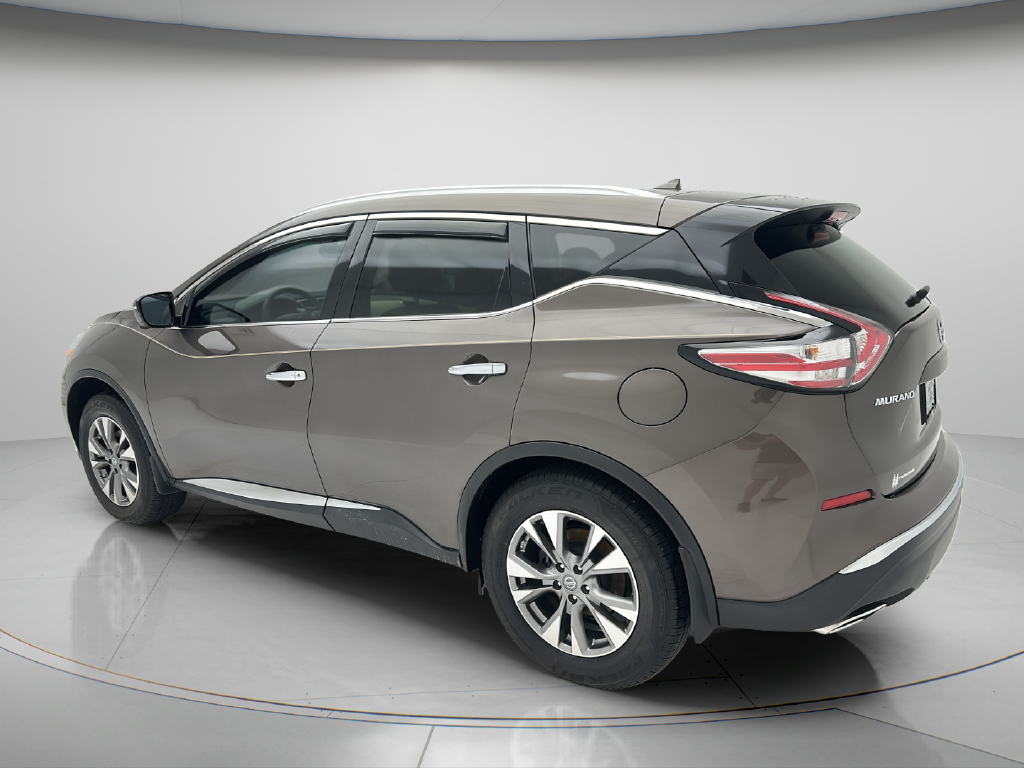 Used 2016 Nissan