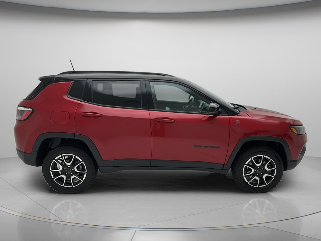 Used 2025 Jeep Compass Trailhawk SUV