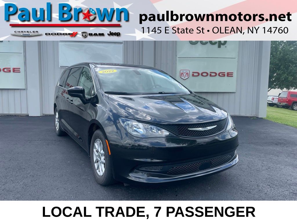 2022 Chrysler Voyager