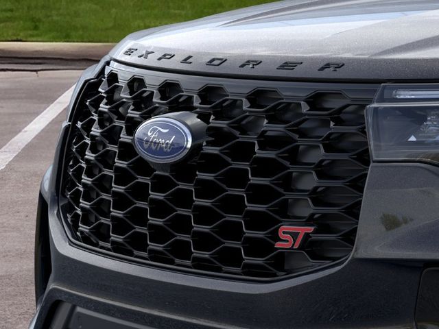 2026 Ford Explorer ST - Photo 17