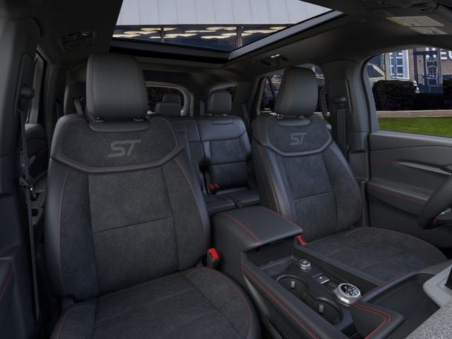 2026 Ford Explorer ST - Photo 10