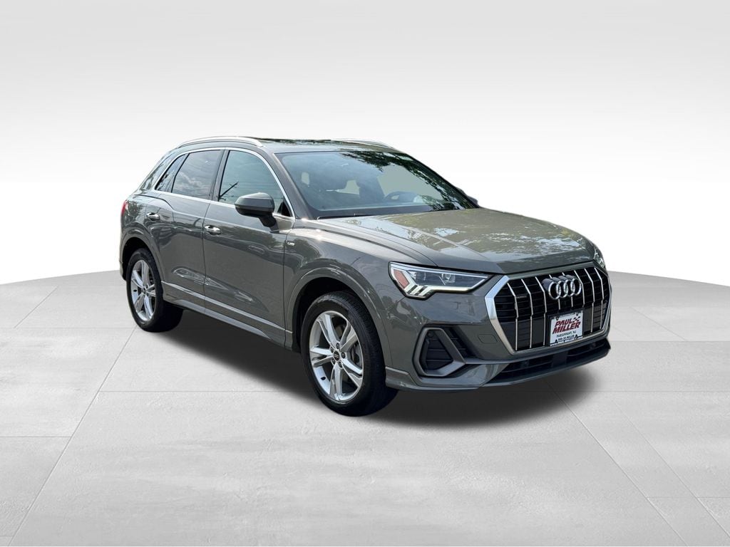 Used 2024 Audi Q3 Premium SUV