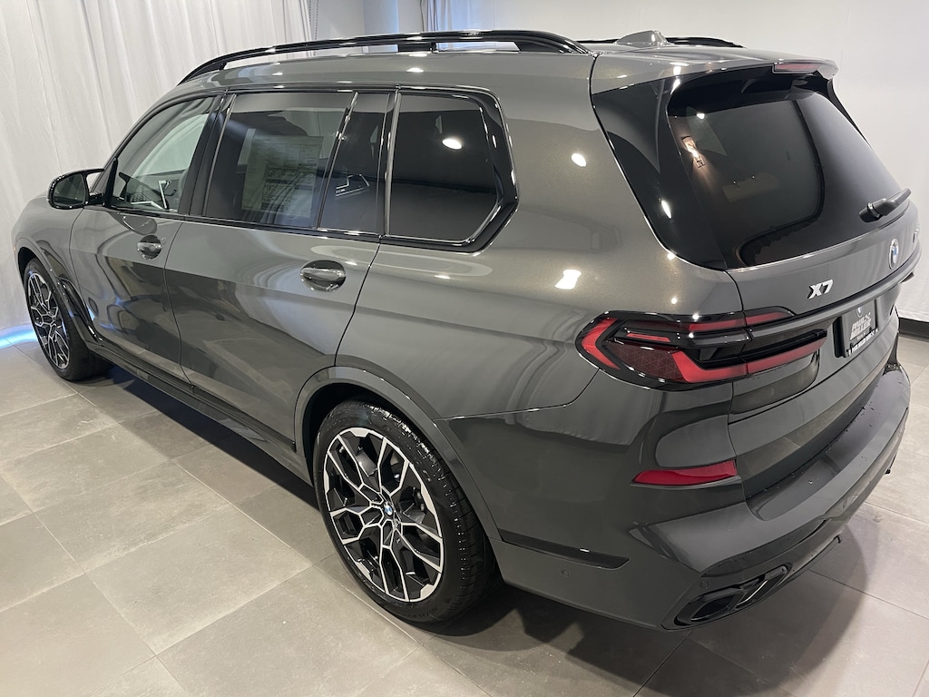New 2027 BMW X7 M60i SUV