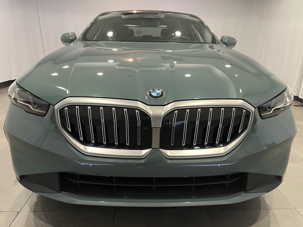 Used 2027 BMW 5 Series 540i xDrive Sedan