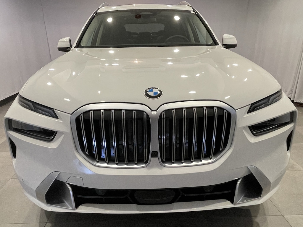 New 2027 BMW X7 xDrive40i SUV