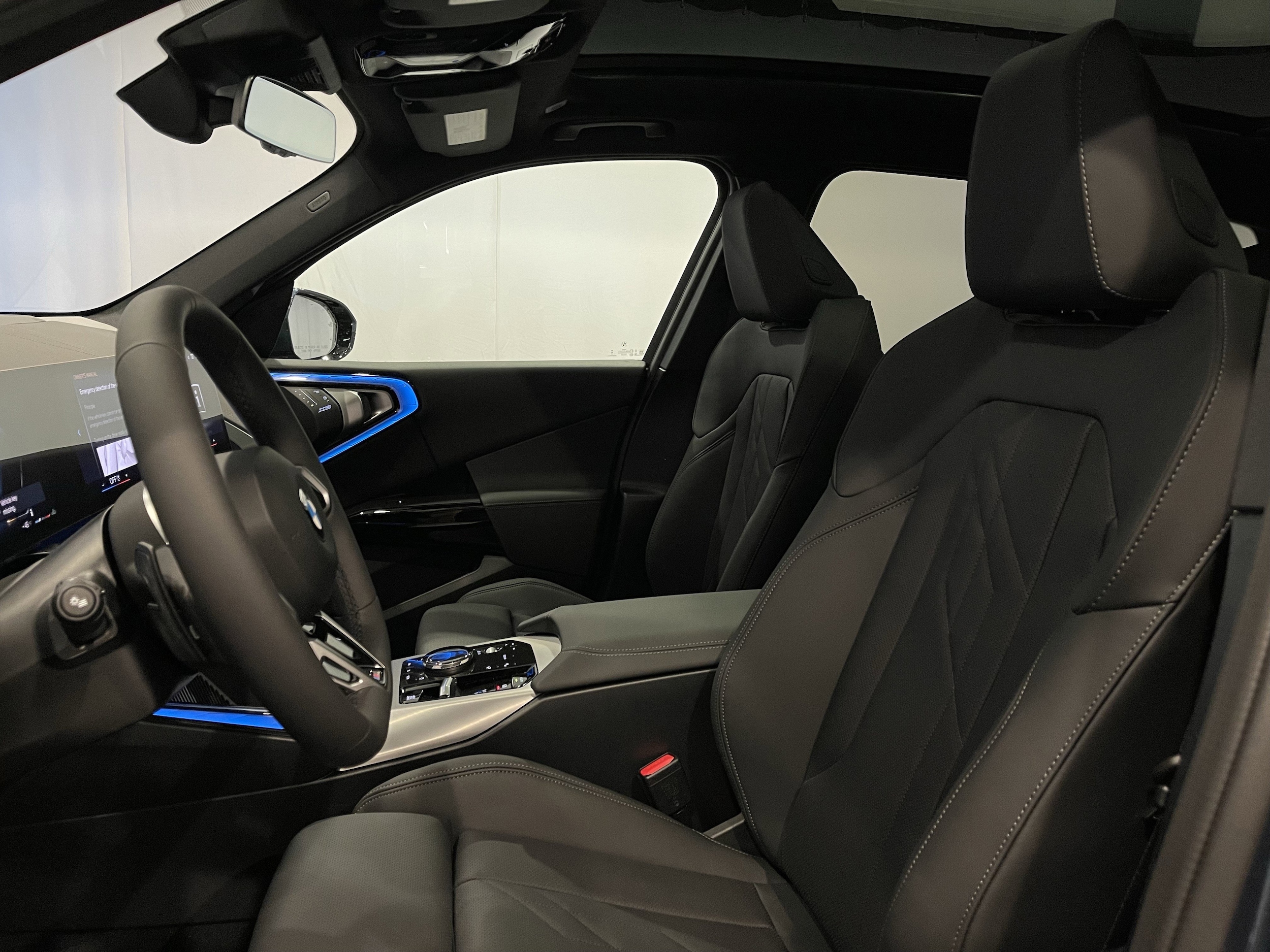 2026 BMW X3 30 - Photo 8