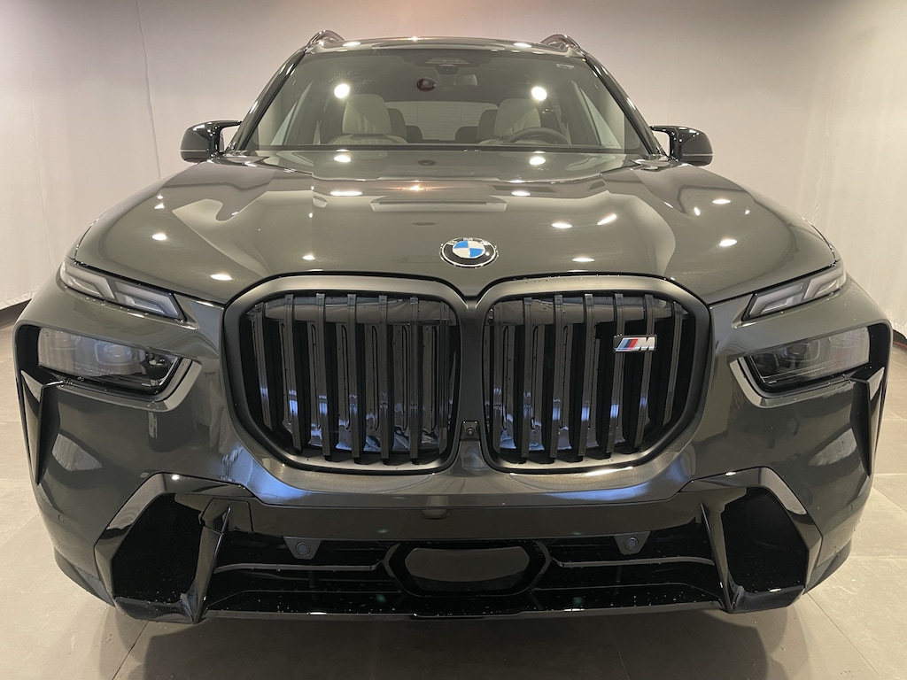New 2027 BMW X7 M60i SUV