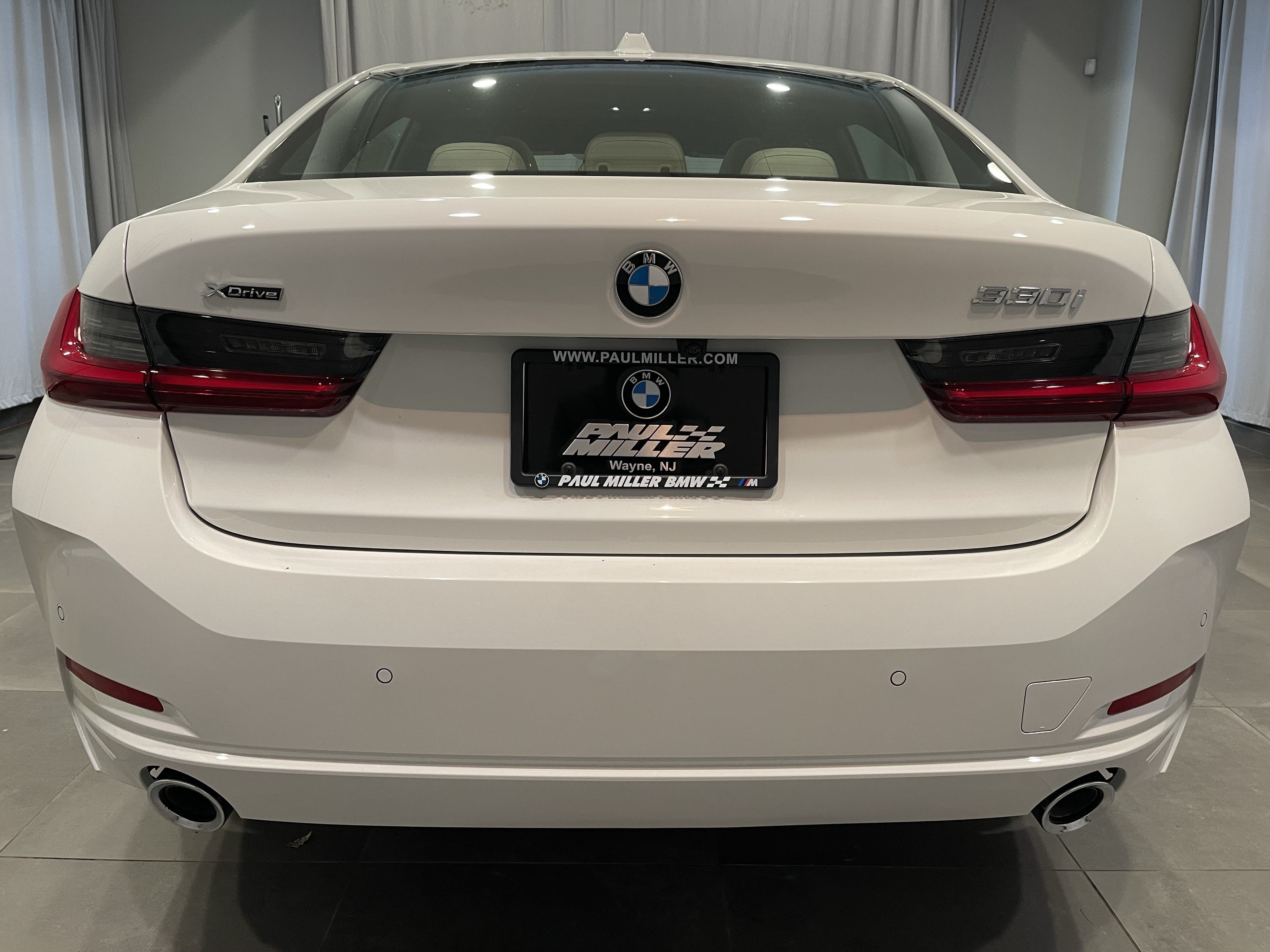 New 2026 BMW 330i xDrive Sedan