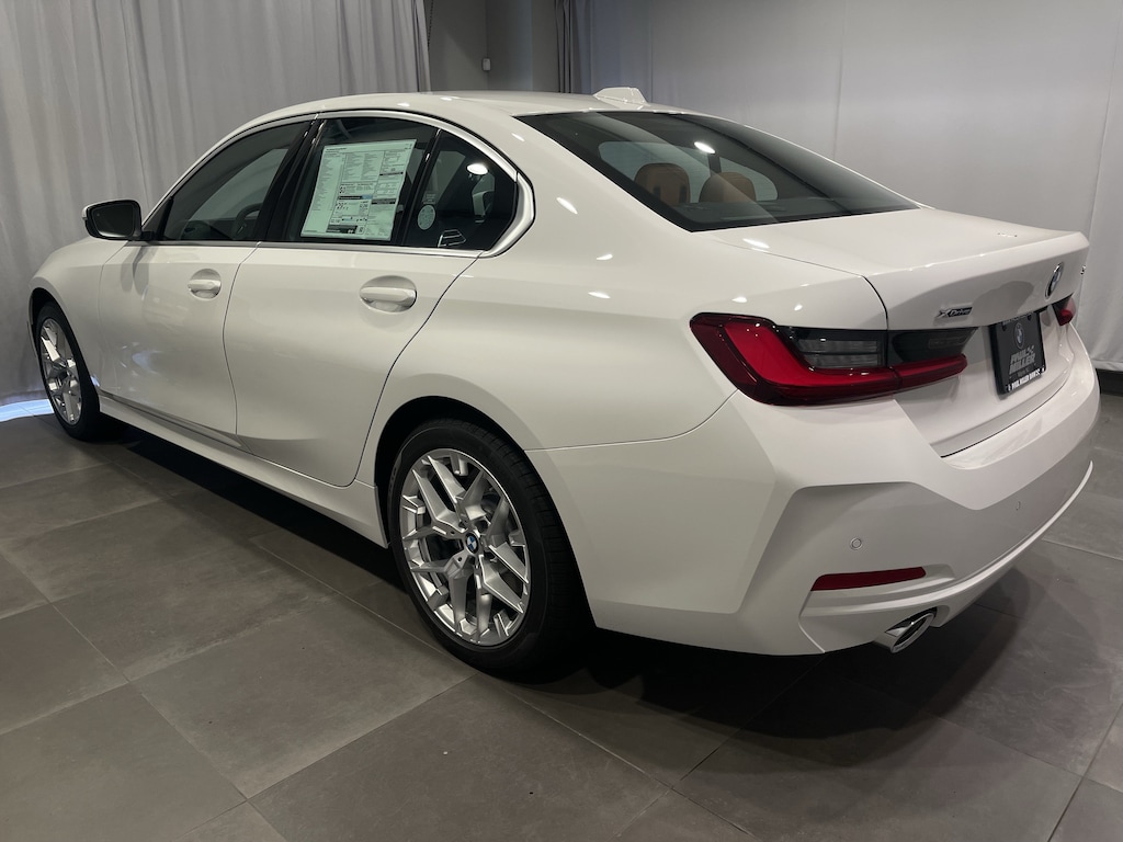New 2026 BMW 330i xDrive Sedan