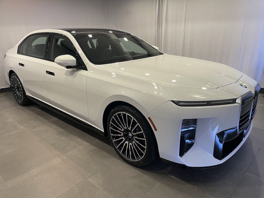 New 2027 BMW 740i xDrive Sedan