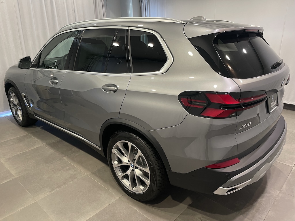 New 2026 BMW X5 xDrive40i SUV
